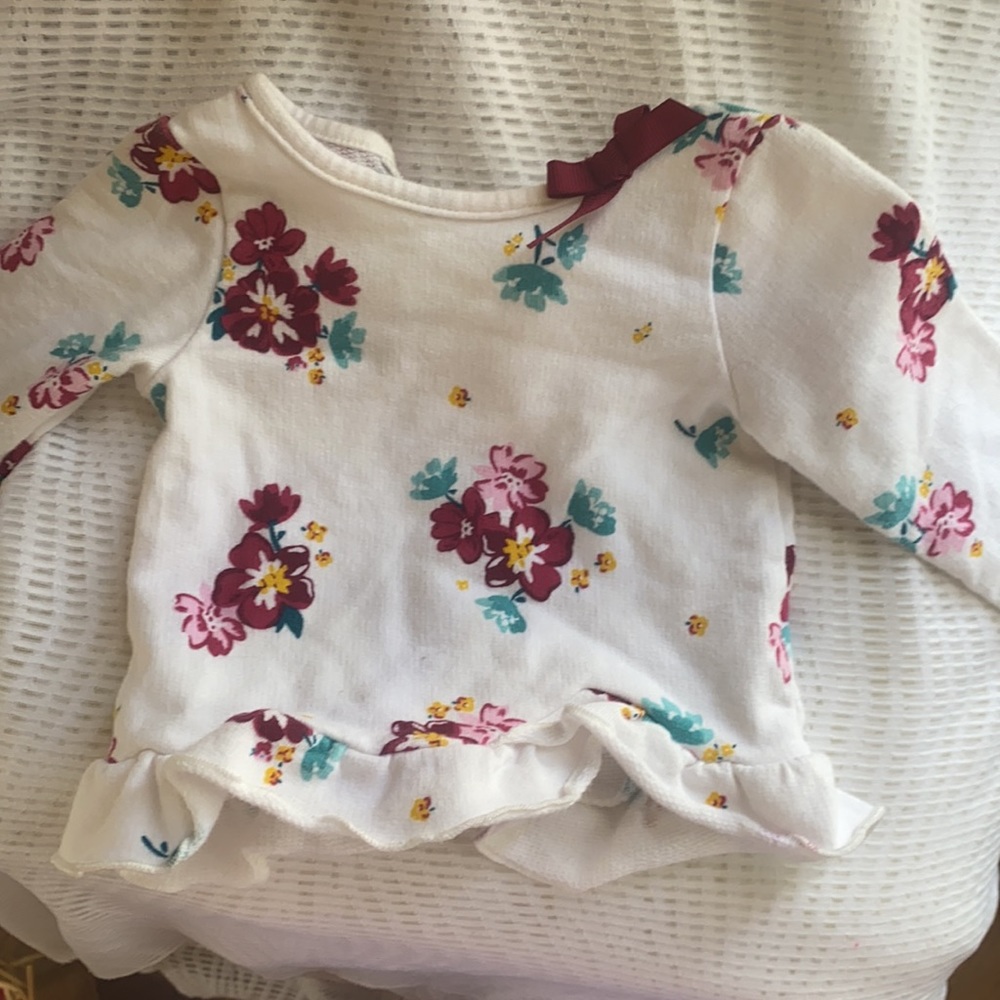 Newborn clothes - Picture 3 of 5